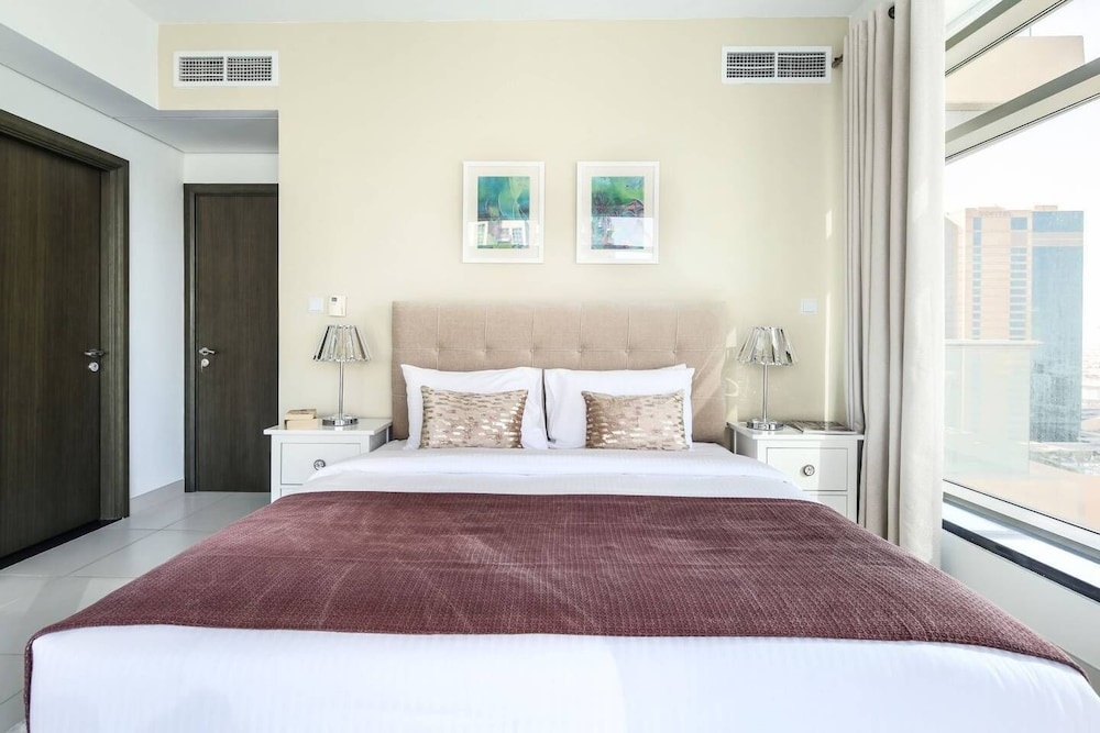 Phenomenal Burj Khalifa Views in This Lovely 2br!
