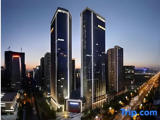 Ruihao Yazhi Hotel (Century City Metro Station, New Convention and Exhibition Center)