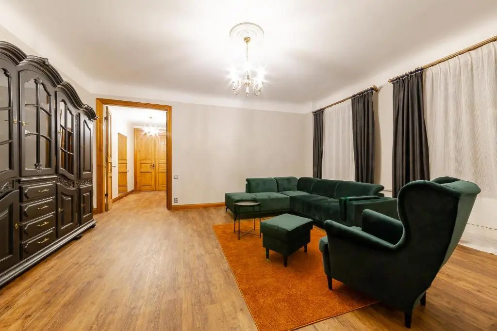 Gourmet Storie's AP 68sqm Renovated Free parking