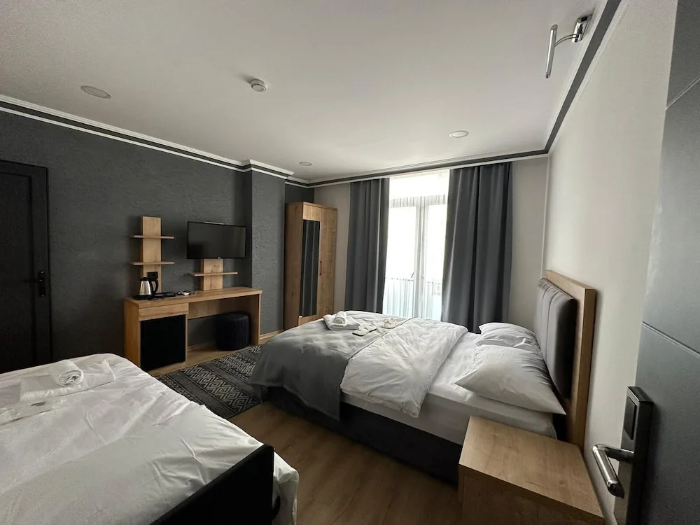 My Location Hotel