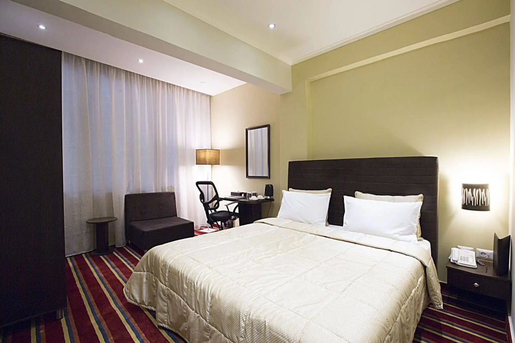 The J Hotel & Spa