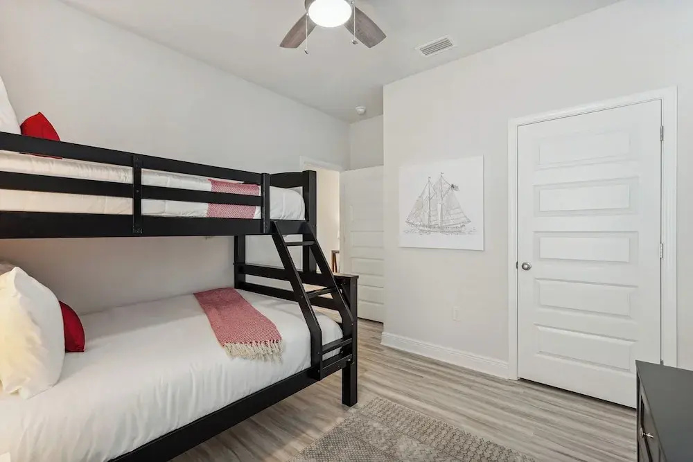Port St Joe Escape w/ Golf Cart & Pool Access