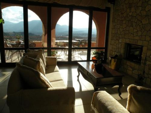 Vytina Mountain View Hotel