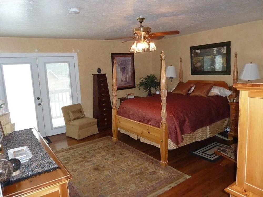 Bad Rock Bed and Breakfast Inn