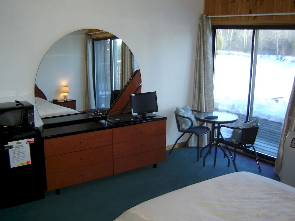 All Star Resort