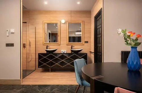 Suite 1907 Oviedo