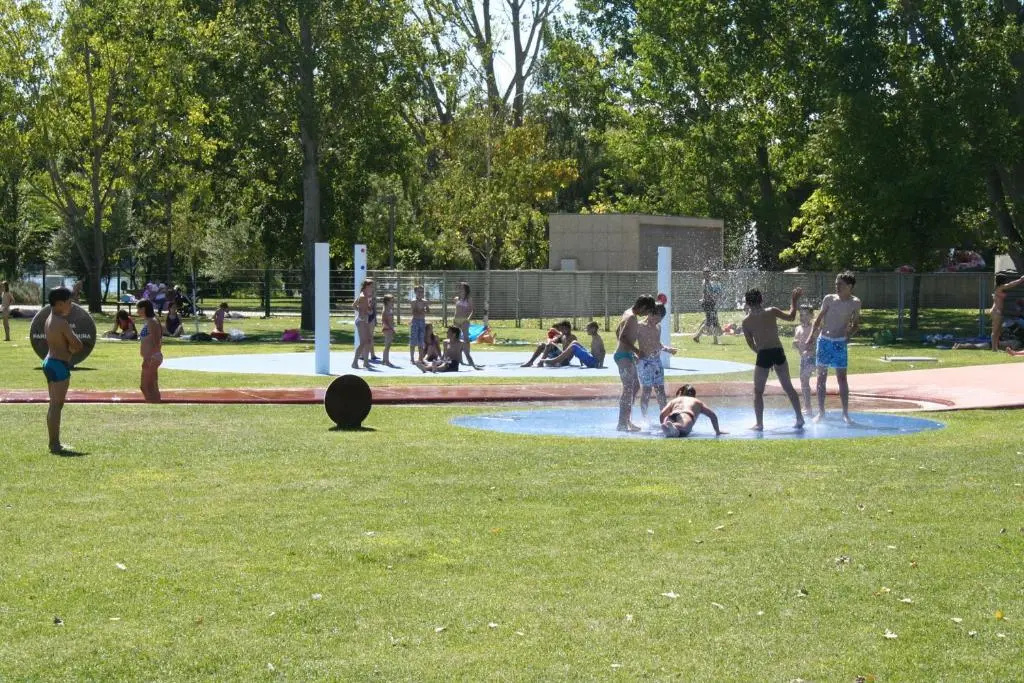 Casas da Loureira - Casa da Piscina e Batatas II