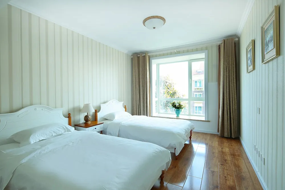 Qingdao Oceanside Hotel & Resort