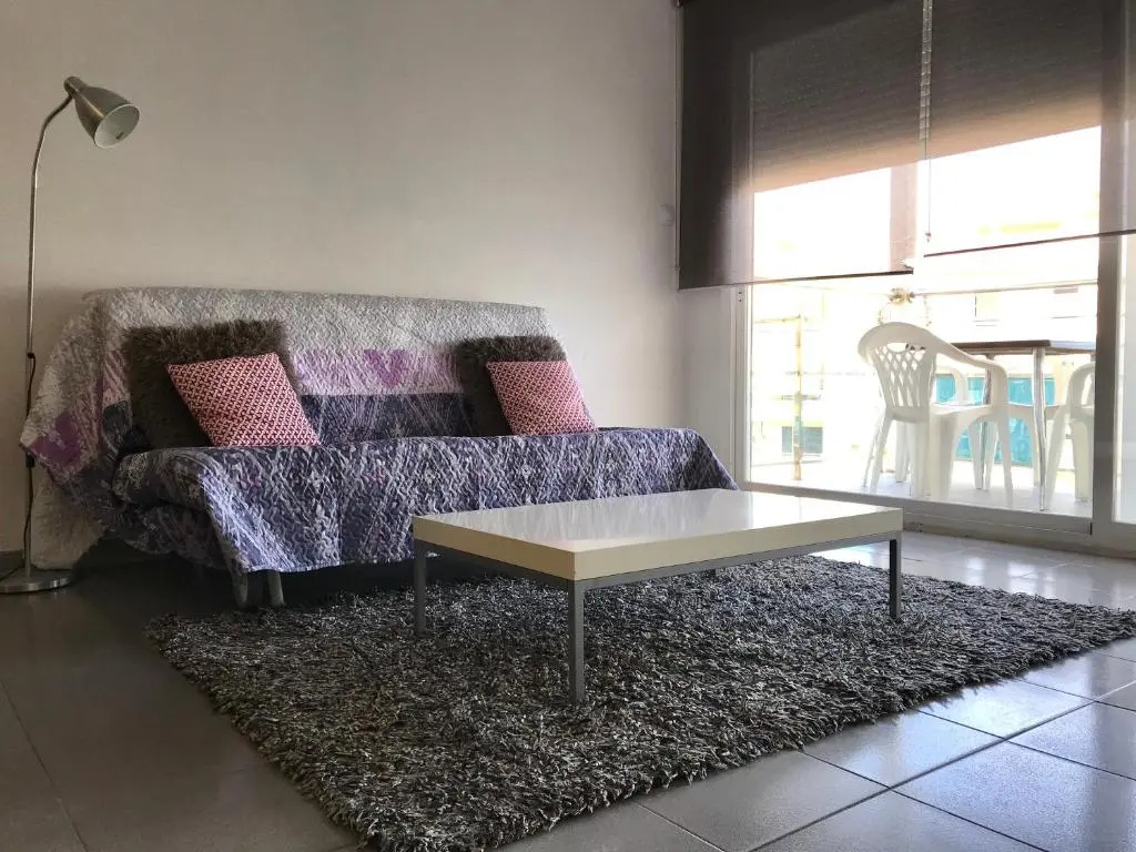 Apartamento en primera linea de playa 112A - INMO22