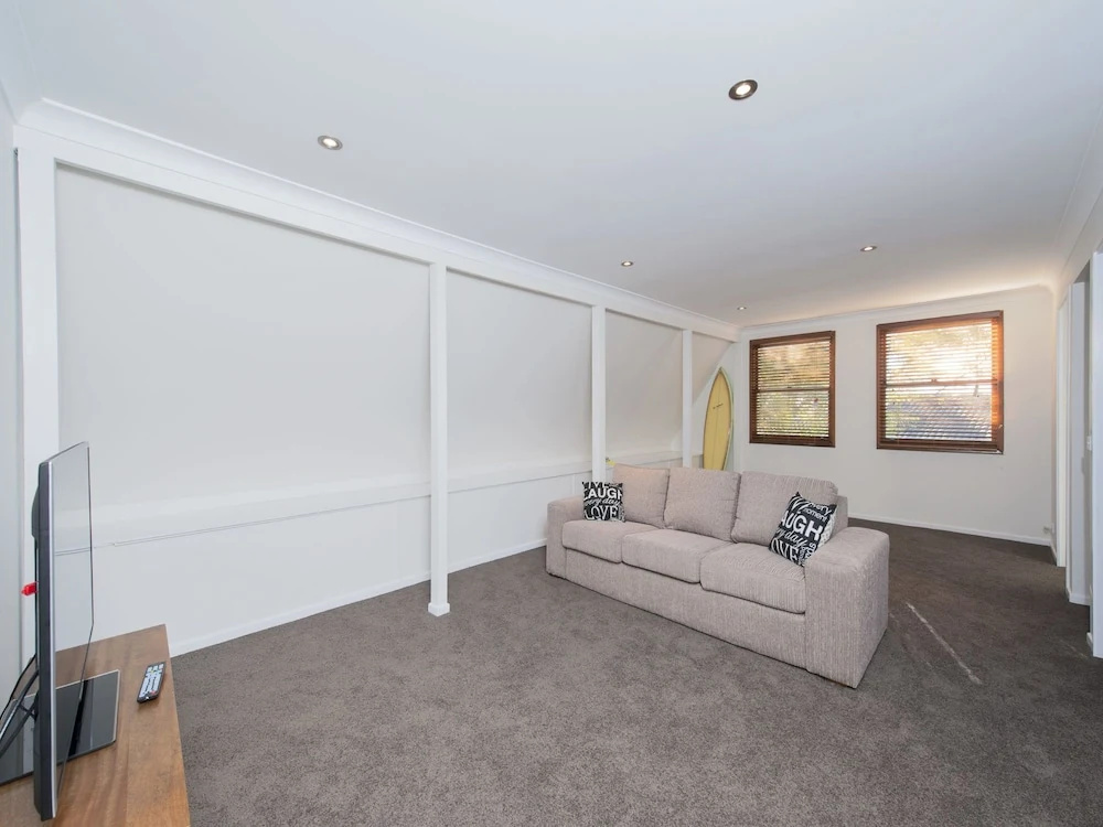 Barefoot Beach House 24 Essendene Road
