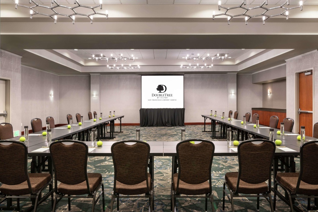 DoubleTree by Hilton San Francisco Airport North Bayfront