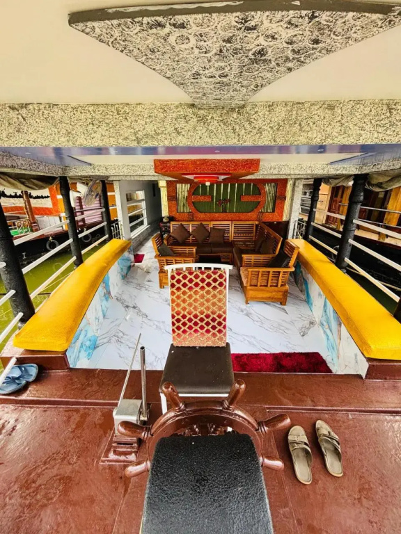1 BHK Houseboat in Alleppey Finishing Point,, Alappuzha, by GuestHouser (CB89)