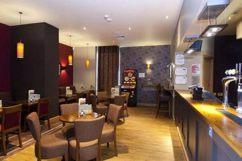 Premier Inn Manchester City (Piccadilly)