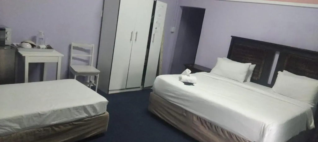 Lisokhanya GuestHouse