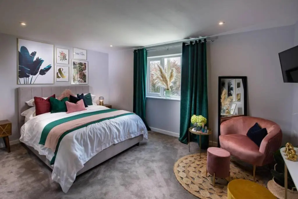 Roseland Apartment 1