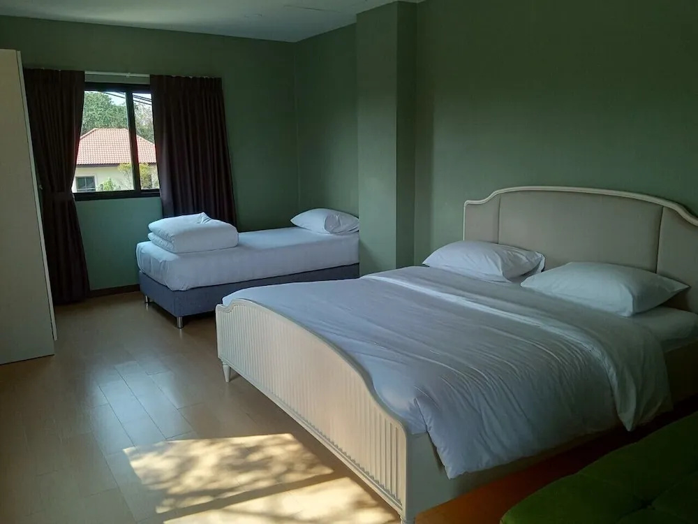 Baanroychan - Hostel
