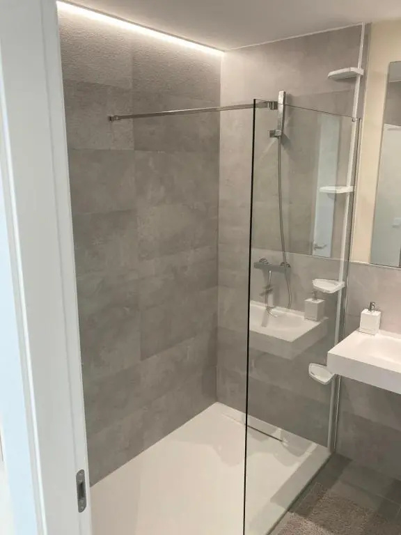The View Luxury Vacation Apartment 4