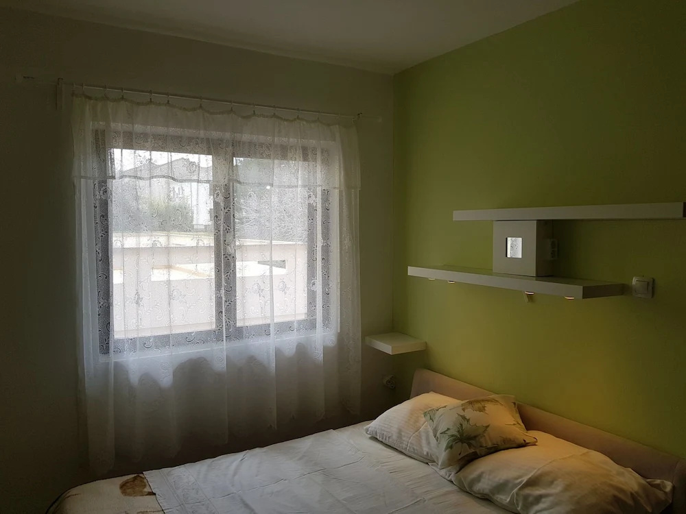 Apartment and Room Marica