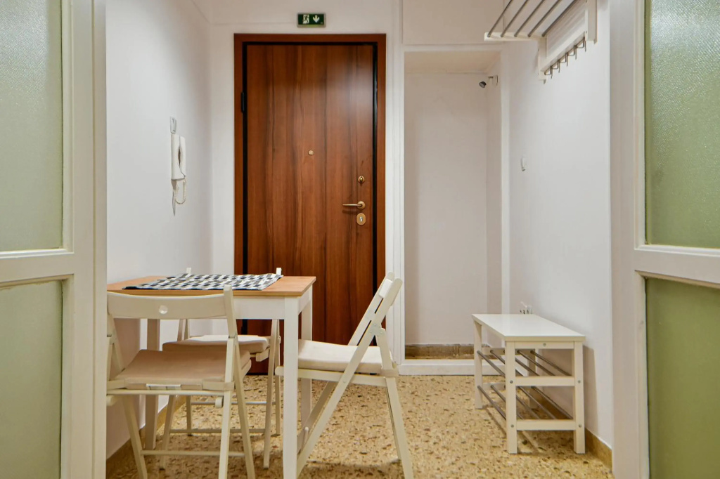 Thiras Lovely Apartment
