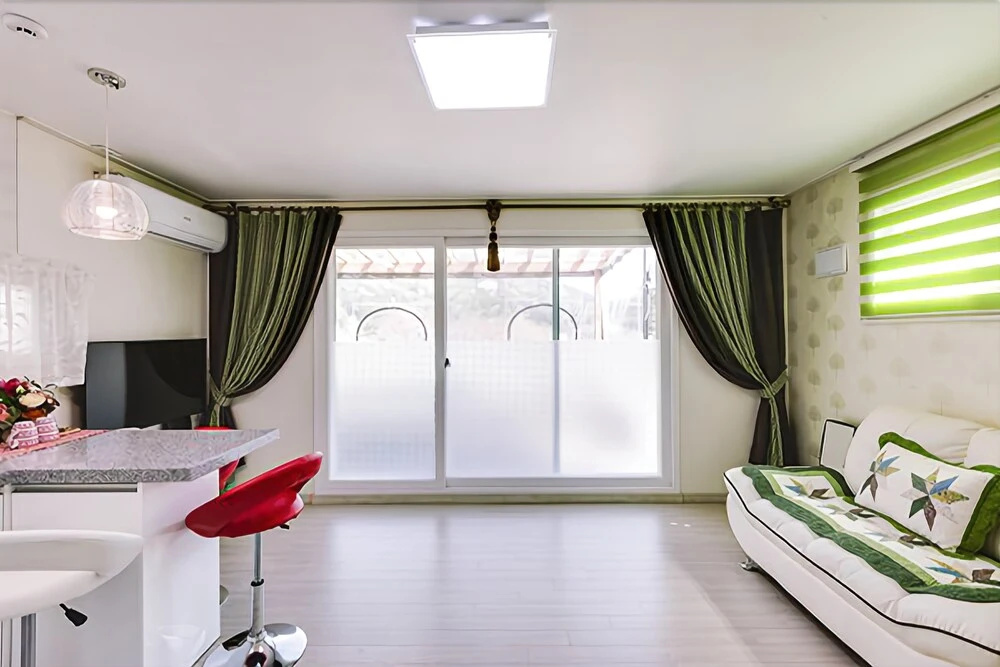 Yangpyeong Lodge House Pension (Pets Friendly)