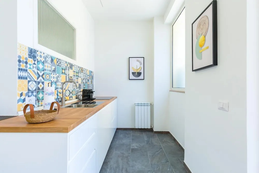 Stanzione Classy Flat at Vomero Central