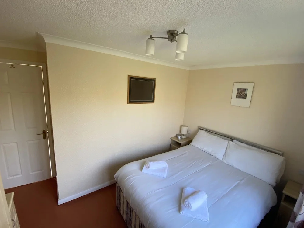 Rosewater Lodge