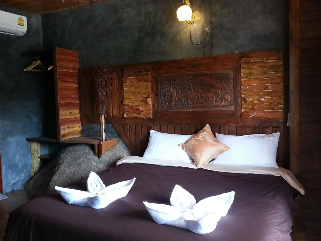 Sea Rock Resort