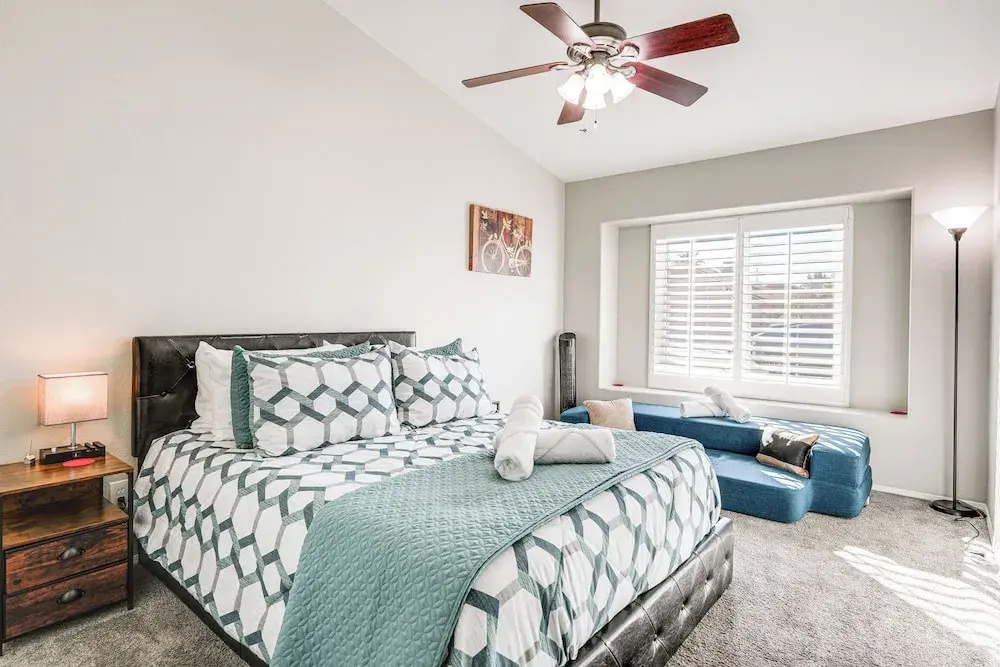 3 Mi to Dtwn: Home w/ Heated Pool in Gilbert