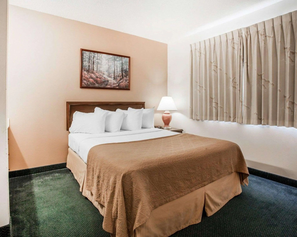 Quality Inn Port Angeles - near Olympic National Park