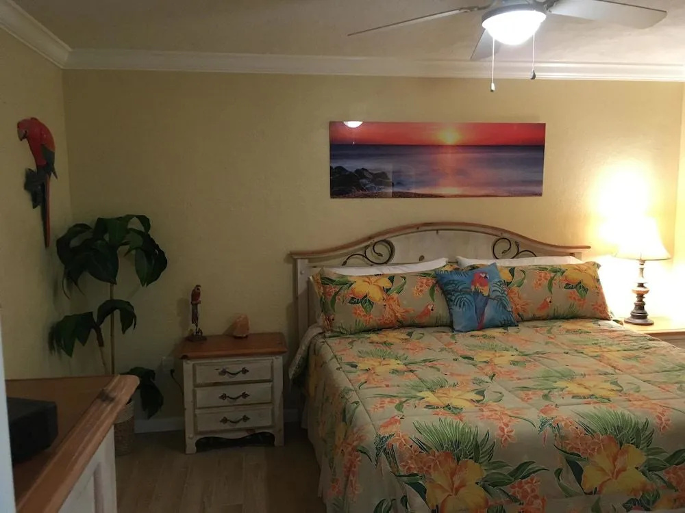 Jamaica Royale 102 - 2 Br Condo