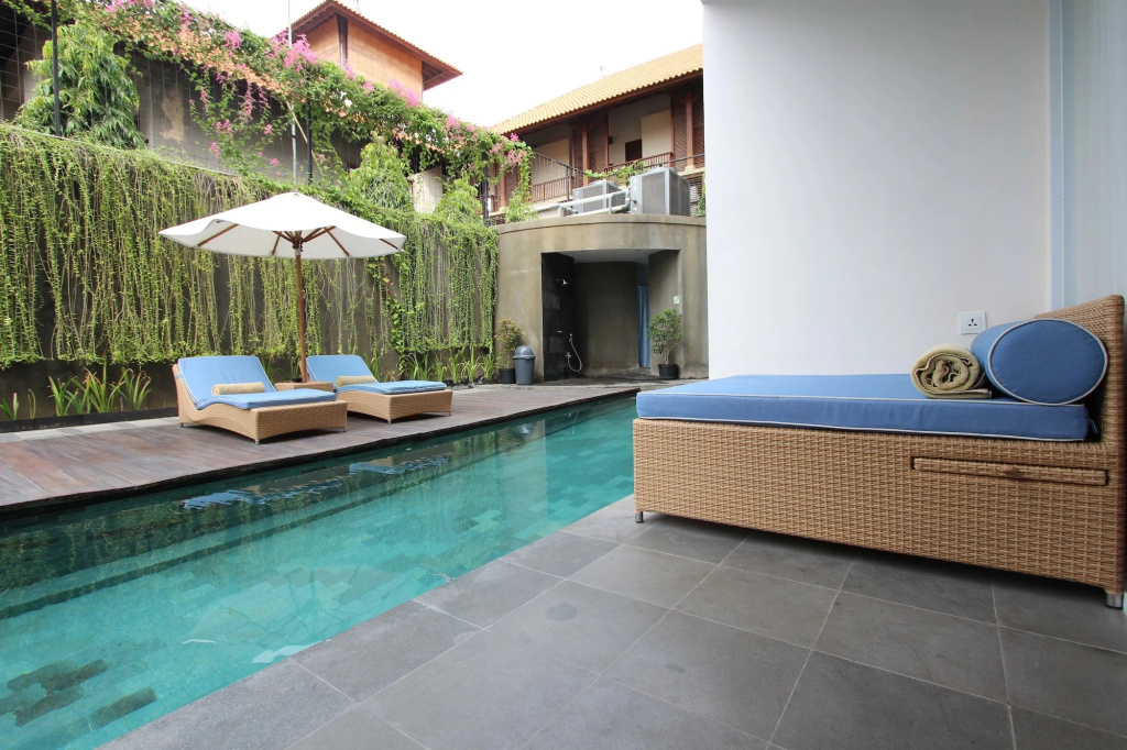 Ossotel Legian