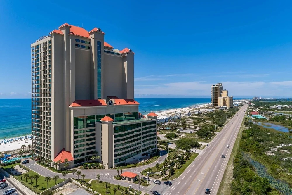 Phoenix West 202 3 Bedroom Condo by Redawning