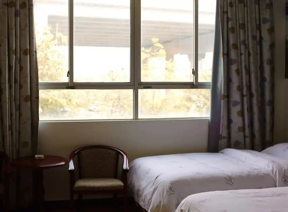 Puzzle Hotel