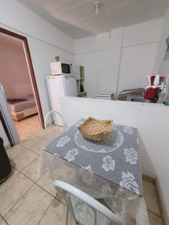 Ótimo Quarto e Sala mobiliado em itapoa.
