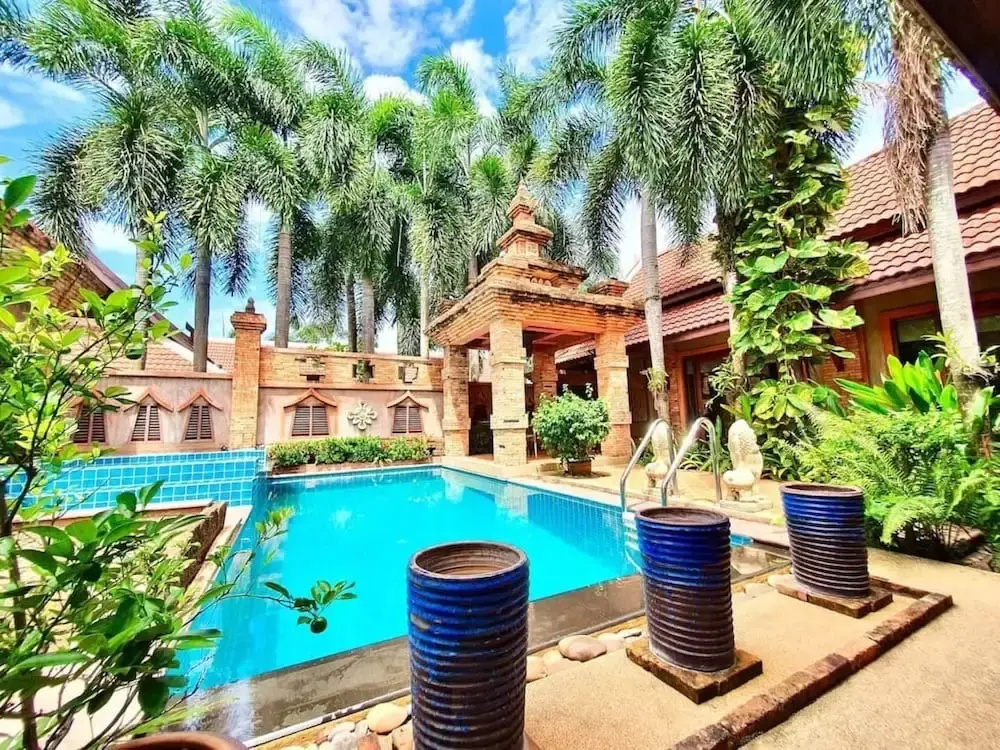 Balinese Pool Villa in Rawai