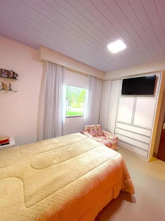 Casa com 3 Suítes em Urubici