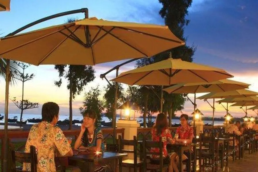 Romantic Coast Resort Maoming