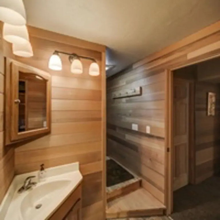 Cascade Log Cabin by Casago Mccall - Donerightmanagement