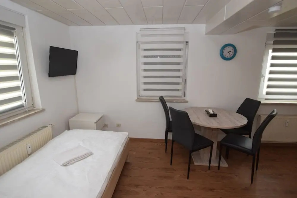 AB Apartment 113