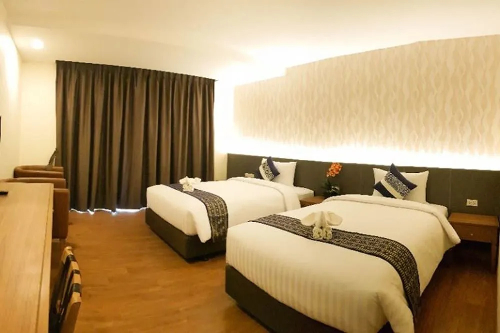 Crystal Luxury Hotel