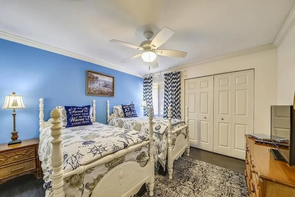 33 Tanglewood