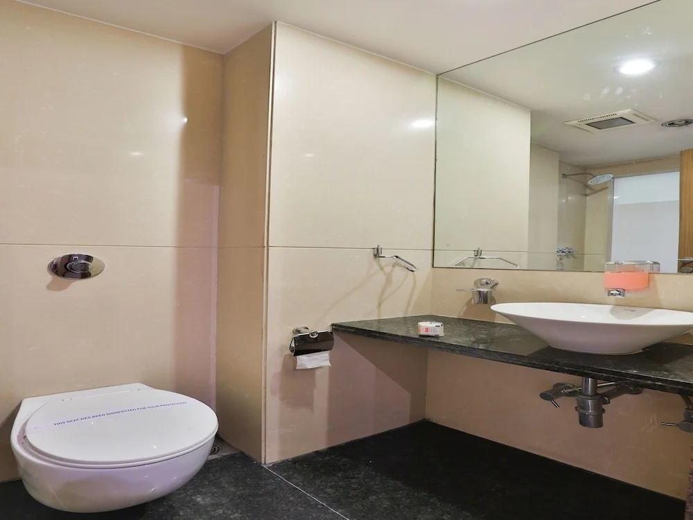 Capital O 17101 Hotel Furatt International