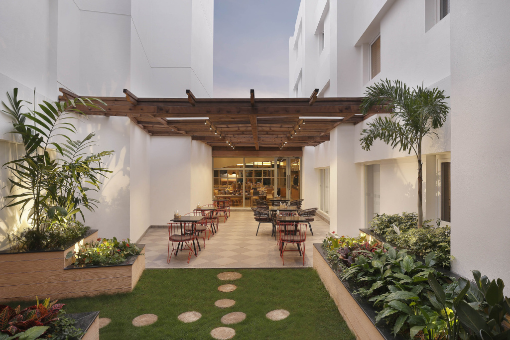Holiday Inn Express Bengaluru Yeshwantpur by IHG