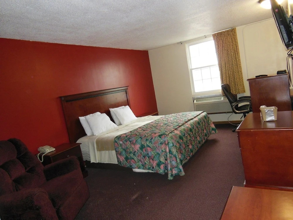 OYO Hotel Morton IL I-155