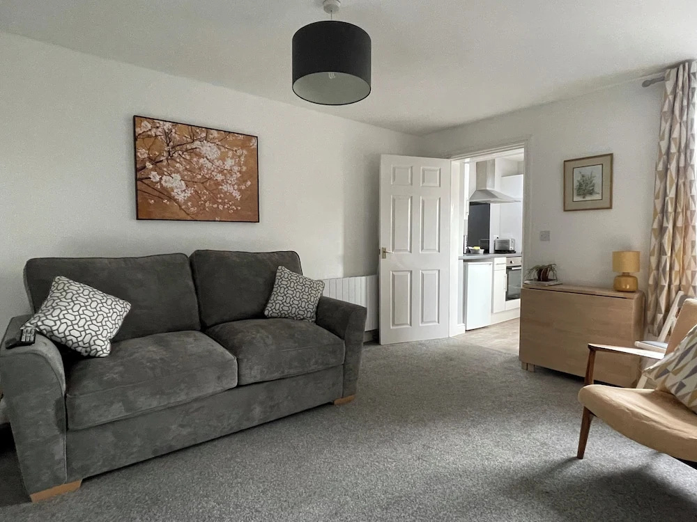 Cosy & Comfortable Apt with Parking