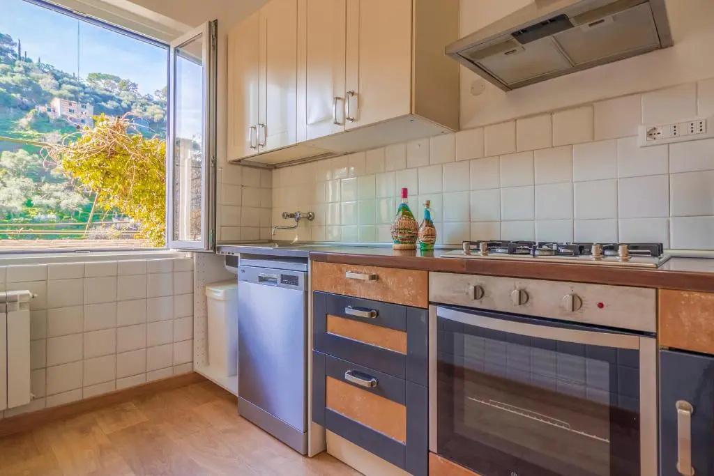 Flora by PortofinoHomes