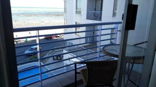 Sunset 786 Holiday Accommodation Unit-207