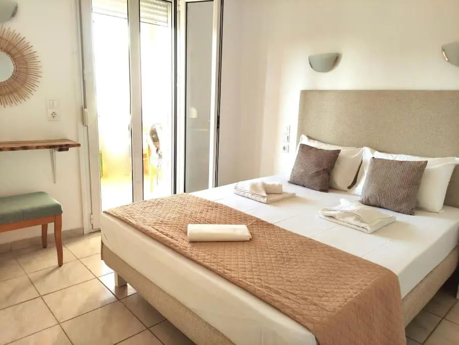 #5 Giorgos & Chara apartments
