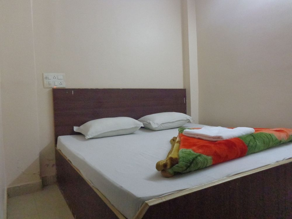 Sri Sai Inn
