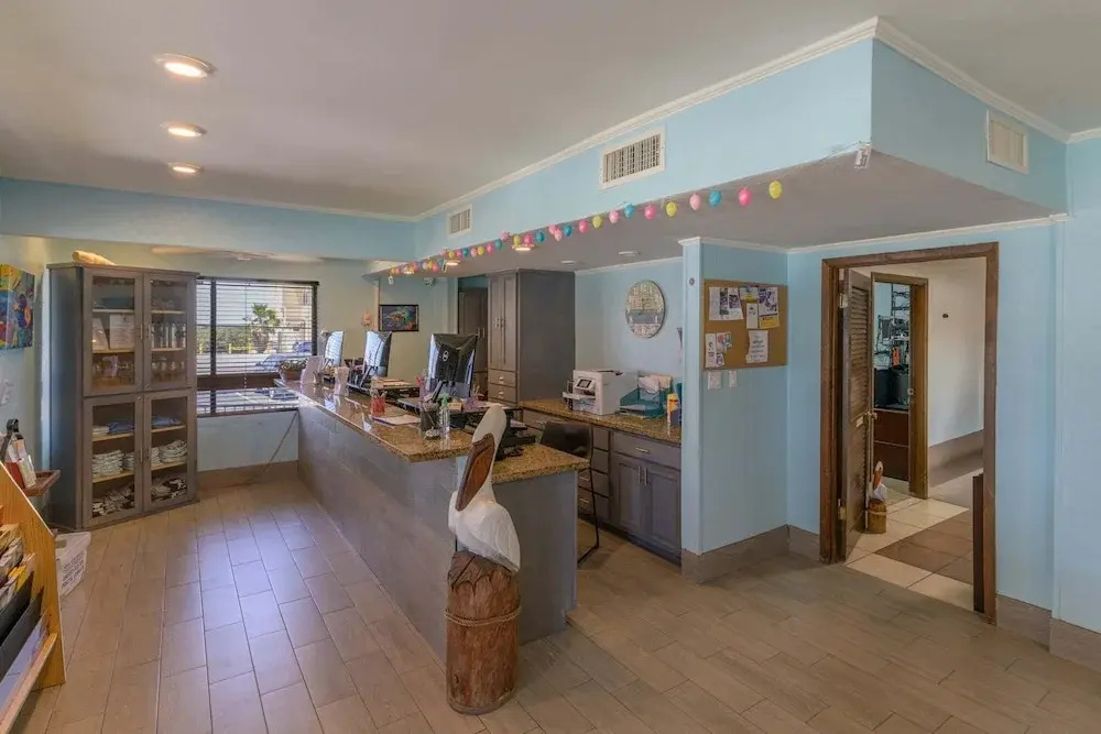 Tiki 148 - Spacious 2br Beach Condo W/ Pools 2 Bedroom Condo